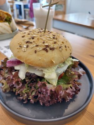 Cheezy Burger at Ich Bin So Frey in Landau