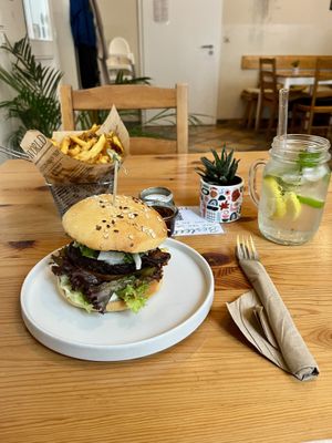 the Western Burger  at Ich Bin So Frey in Landau