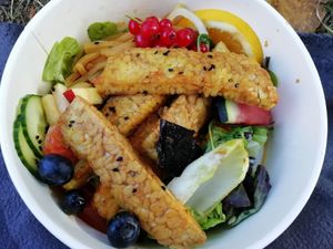 Asia-Salat at Ich Bin So Frey in Landau