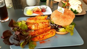 Rich Meal Burger at Ich Bin So Frey in Landau