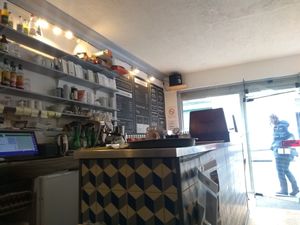 Counter at La Face B in Lille