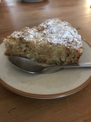 Apple Crumble 👍 at La Face B in Lille