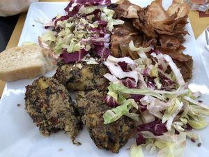 quinoa balls with cabbage and salad at Rosetta  in Genoa