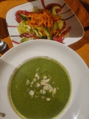 Mixed salad and brocolli soup at Le Campane in Oaxaca