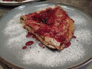 Una deliciosa crepas 😋☺️ sin gluten y sin lácteos.... at Le Campane in Oaxaca