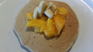 Small pancake with mango and banana at Slappy Cakes in Lahaina