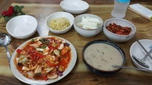 Tangsuyuk and Acorn jelly soup. at Man Na Dotori in Gangreung