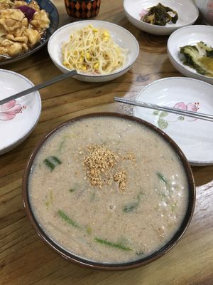 Good soup at Man Na Dotori in Gangreung