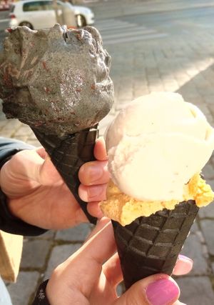 Forest fruits & Chestnut + pumpkin at Veganista Ice Cream III in Vienna