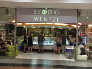 outside  at Slodki Wentzl - Galeria Krakowska in Krakow