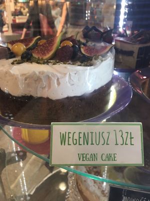 vegan cake at Slodki Wentzl - Galeria Krakowska in Krakow