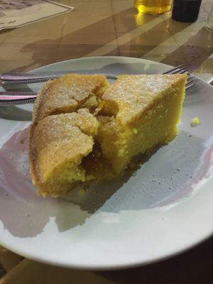 Turmeric cake at I Toscani in Qbajjar