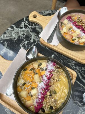 Smoothiebowls  at Coco&Co in Vientiane