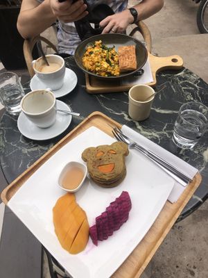 breakfast  at Coco&Co in Vientiane