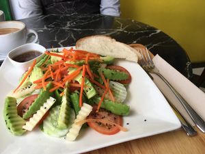 Avocado Salad at Coco&Co in Vientiane