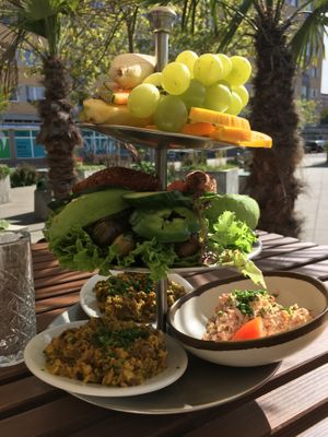 Vegan breakfast for 2 l at Shuk in Warsaw