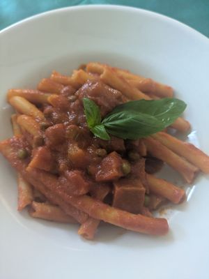 Ziti with vegan ragu at Tandem in Naples
