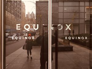 Enter via Equinox entrance (but you don't need to go into the Equinox club itself--Juice Press is open to the public) at Juice Press - Bryant Park in New York City
