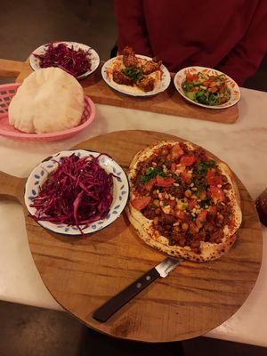 Main dishes at Hummus in Delft