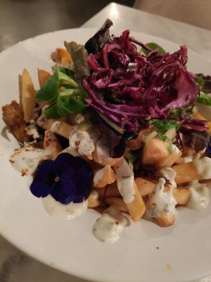 Vegan kapsalon at Hummus in Delft