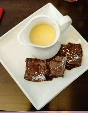 vegan chocolate tiffin with vegan custard at The Foundry Arms in Northrepps