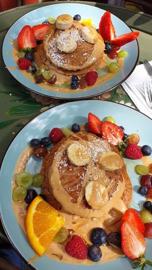 Vegan pancakes with fruit at Hommage in Cologne