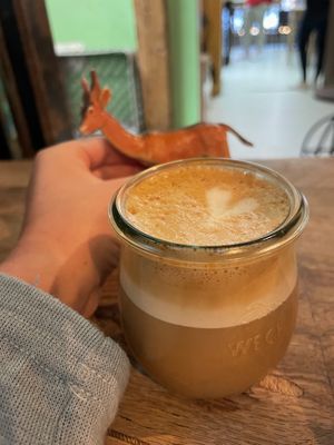 Flat white Hafer   at Hommage in Cologne