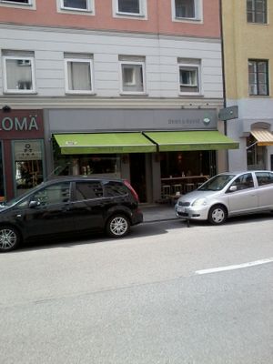 Dean and David on Schellingstrasse at Dean & David - Schellingstr in Munich