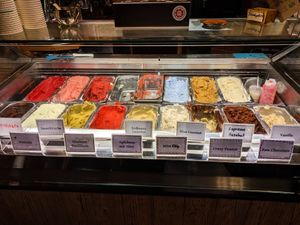 Today's choices of vegan ice cream at Balaram Eis at Balaram Eis in Berlin