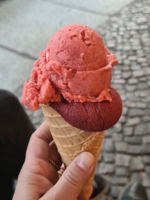 at Balaram Eis in Berlin