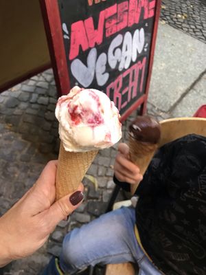 New York cheesecake and chocolate  at Balaram Eis in Berlin