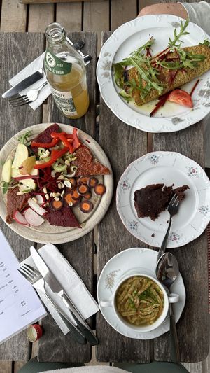 Der wrap war mega gut das Brot war hübsch angerichtet aber nichts besonderes  at Huendeleskopfhuette in Pfronten-kappel