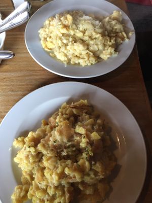 Above: vegetarian Kasspatzn (german mac n cheese) Below: vegan Kasspatzn (~14€)  at Huendeleskopfhuette in Pfronten-kappel