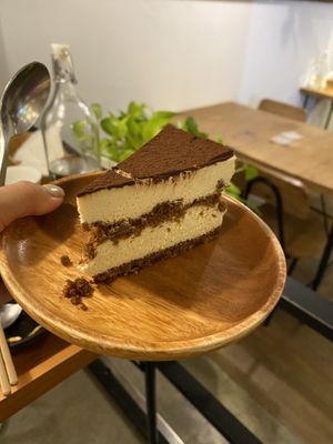 Vegan tiramisu at Flourish 元禾食堂 - Yuán Hé ShíTáng in Taipei