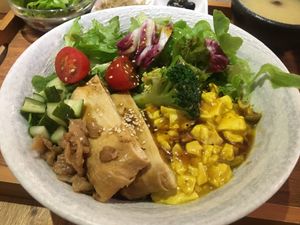 Donburi bowl  at Flourish 元禾食堂 - Yuán Hé ShíTáng in Taipei