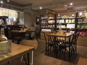 From the inside at Flourish 元禾食堂 - Yuán Hé ShíTáng in Taipei