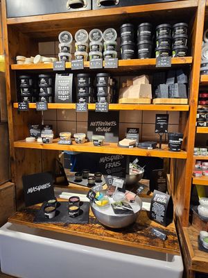  at LUSH in Rennes