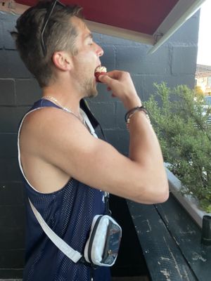 Red velvet mini cupcakes 👍🏽👍🏽 at Sinners & Saints Desserts in Venice