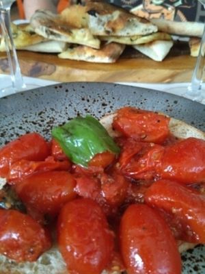vegan bruschetta and garlic bread at Zizzi - St Giles in West London