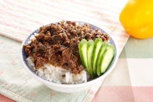 minced vegetarian meat rice at Ai Mama in New Taipei City