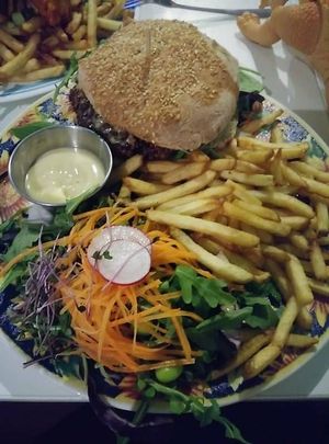 Burger champignons at Cafe Frida in Trois-rivieres