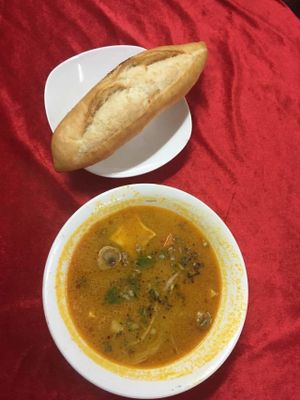 Banh mi Ca ri chay, 20,000d at Nhan Duyen in Hoi An