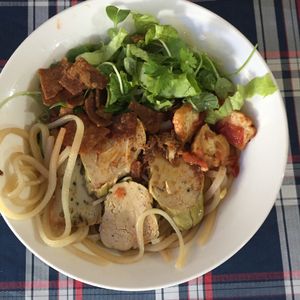 Cau Lau at Nhan Duyen in Hoi An