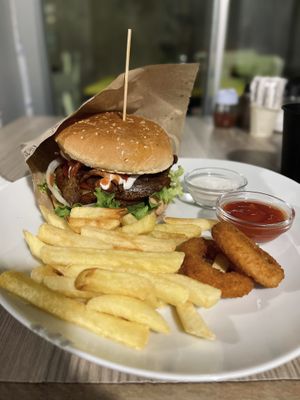 Beef n burger #Veganuary at Yasam Vegan Kafe in Izmir