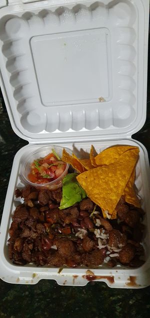 Chifrijo at La Esquina Vegana in Heredia