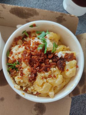 Mac n Cheese at Temple of Seitan - Hackney in East London