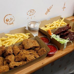 Popcorn Bites and BBQ Wings 30-03-19 at Temple of Seitan - Hackney in East London