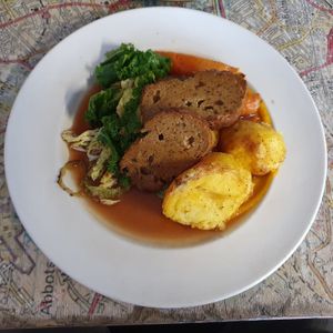 Sunday roast at The Canteen Bar in Bristol