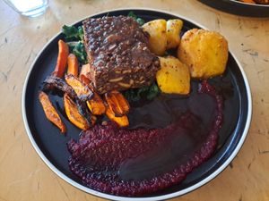 Sunday roast (Nut roast) at The Canteen Bar in Bristol