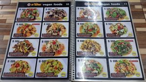 Menu 10 and 11 at Jai Mai Jumjay in Chiang Mai